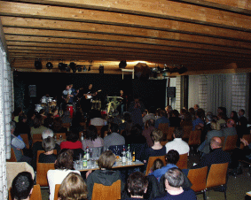 download Pfarrsaal 28.April 2001, 273kB